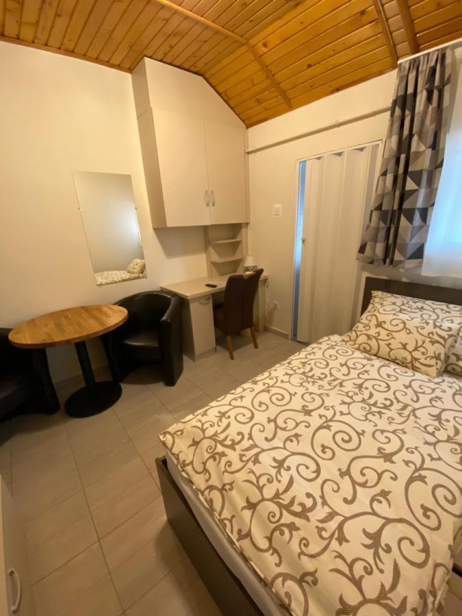 Bed and Breakfast Jacint Apartman Hajdúszoboszló Exterior foto